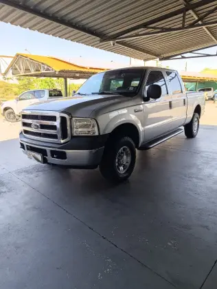 FORD F-250 3.9 XLT MAX POWER 4X4 CD DIESEL 4P MANUAL FORD F-250 3.9 XLT MAX POWER 4X4 CD DIESEL 4P MANUAL