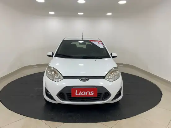 FORD-FIESTA-2014