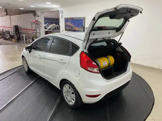 FORD-FIESTA-1.5 S HATCH 16V FLEX 4P MANUAL FORD-FIESTA-2015