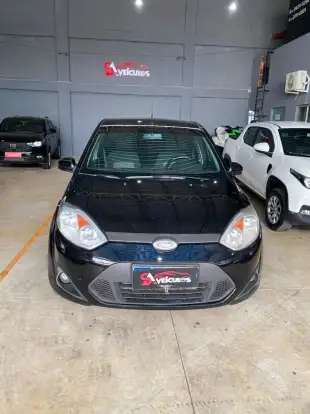 FORD-FIESTA-2011