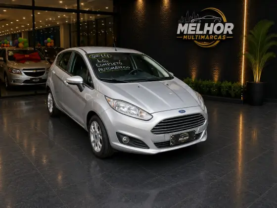 FORD FIESTA 1.6 SE HATCH 16V FLEX 4P POWERSHIFT FORD FIESTA 1.6 SE HATCH 16V FLEX 4P POWERSHIFT