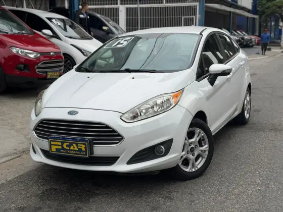 FORD FIESTA 1.6 SE SEDAN 16V FLEX 4P POWERSHIFT FORD FIESTA 1.6 SE SEDAN 16V FLEX 4P POWERSHIFT