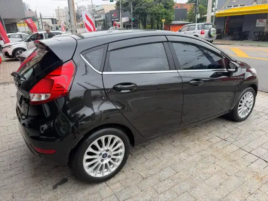 FORD-FIESTA-2013