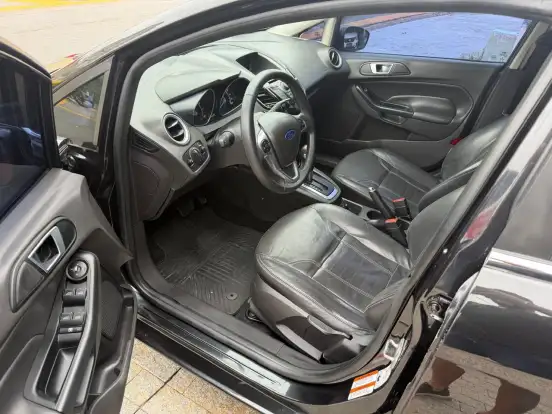 FORD-FIESTA-2013