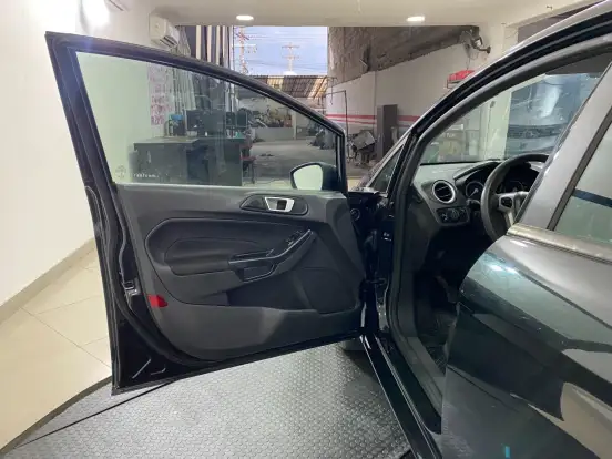 FORD-FIESTA-2018