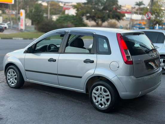 FORD-FIESTA-2009