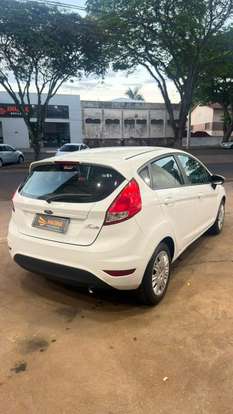 FORD-FIESTA-2016
