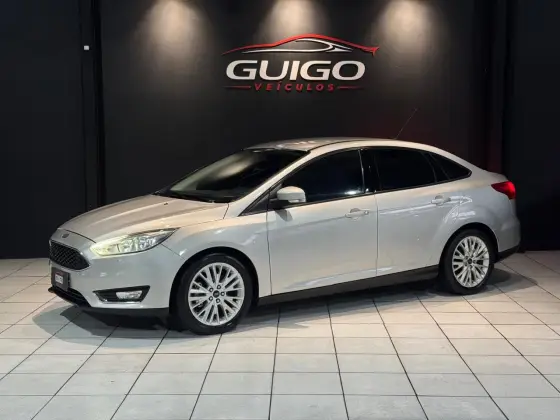 FORD FOCUS 2.0 SE PLUS 16V FLEX 4P POWERSHIFT FORD FOCUS 2.0 SE PLUS 16V FLEX 4P POWERSHIFT