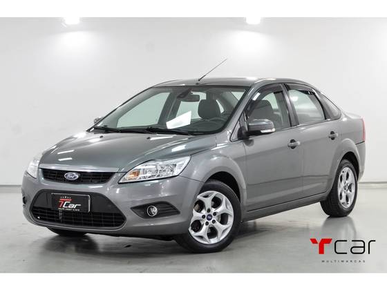 FORD FOCUS 2.0 GLX SEDAN 16V FLEX 4P AUTOMÁTICO