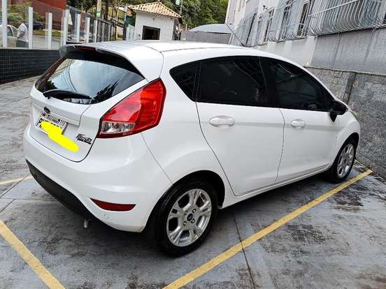 FORD-FIESTA-1.6 SEL HATCH 16V FLEX 4P MANUAL FORD-FIESTA-2015