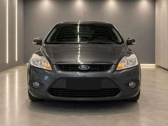 FORD-FOCUS-2013