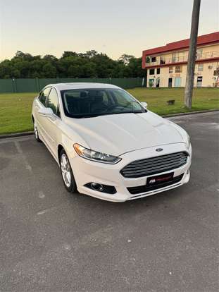 FORD-FUSION-2014