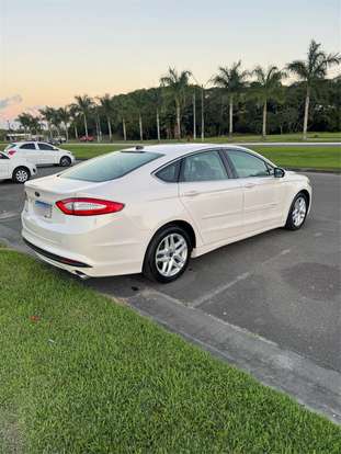 FORD-FUSION-2014