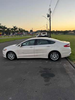 FORD-FUSION-2014
