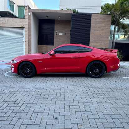 FORD-MUSTANG-2018