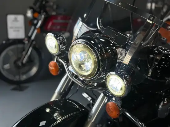 HARLEY-DAVIDSON-ROAD KING CLASSIC-2013