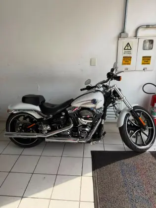 HARLEY-DAVIDSON SOFTAIL BREAKOUT HARLEY-DAVIDSON SOFTAIL BREAKOUT