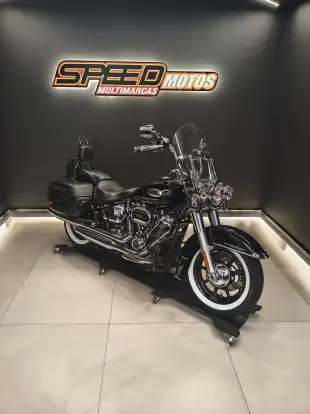 HARLEY-DAVIDSON-SOFTAIL HERITAGE CLASSIC 114-2022