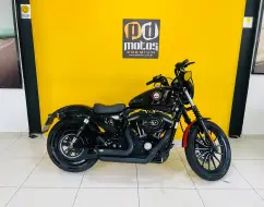 HARLEY-DAVIDSON SPORTSTER IRON 883 HARLEY-DAVIDSON SPORTSTER IRON 883