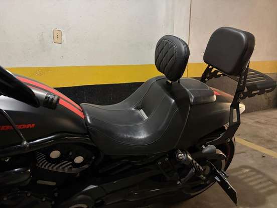 HARLEY-DAVIDSON-V-ROD 10TH ANNIVERSARY EDITION HARLEY-DAVIDSON-V-ROD 10TH ANNIVERSARY EDITION-2012