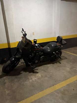 HARLEY-DAVIDSON-V-ROD 10TH ANNIVERSARY EDITION HARLEY-DAVIDSON-V-ROD 10TH ANNIVERSARY EDITION-2012