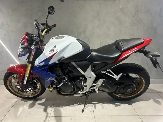 HONDA-CB 1000R-2015