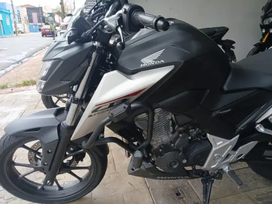 HONDA CB 300F TWISTER CBS 