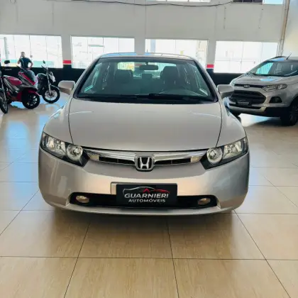 HONDA CIVIC 1.8 LXS 16V FLEX 4P MANUAL HONDA CIVIC 1.8 LXS 16V FLEX 4P MANUAL