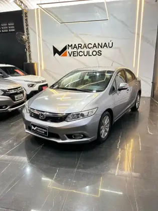 HONDA CIVIC 2.0 LXR 16V FLEX 4P AUTOMÁTICO HONDA CIVIC 2.0 LXR 16V FLEX 4P AUTOMÁTICO