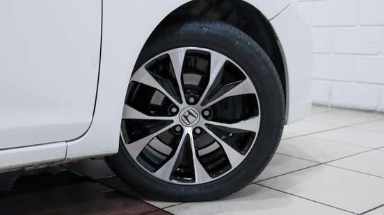 HONDA-CIVIC-2.0 LXR 16V FLEX 4P AUTOMÁTICO HONDA-CIVIC-2015