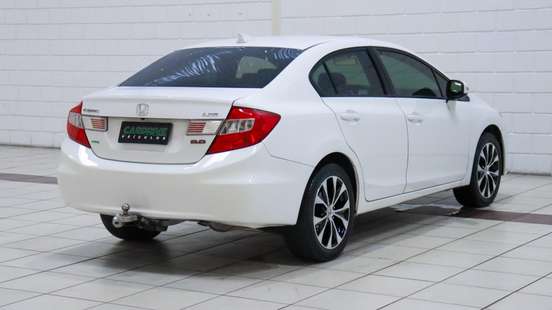 HONDA-CIVIC-2015