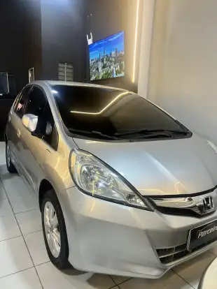 HONDA-FIT-2013