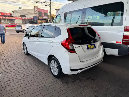 HONDA-FIT-1.5 LX 16V FLEX 4P AUTOMÁTICO HONDA-FIT-2017