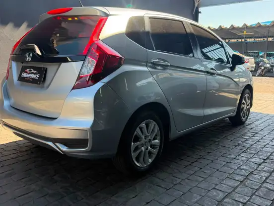 HONDA-FIT-1.5 LX 16V FLEX 4P AUTOMÁTICO HONDA-FIT-2017