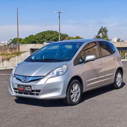 HONDA-FIT-2014