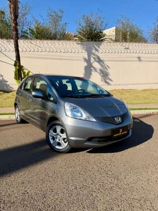HONDA-FIT-2010