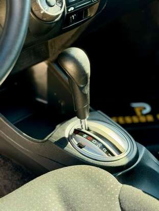 HONDA-FIT-2010