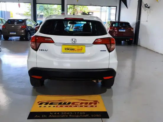 HONDA-HR-V-1.8 16V FLEX LX 4P AUTOMÁTICO HONDA-HR-V-2015