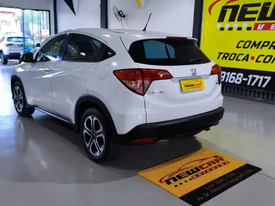 HONDA-HR-V-1.8 16V FLEX LX 4P AUTOMÁTICO HONDA-HR-V-2015