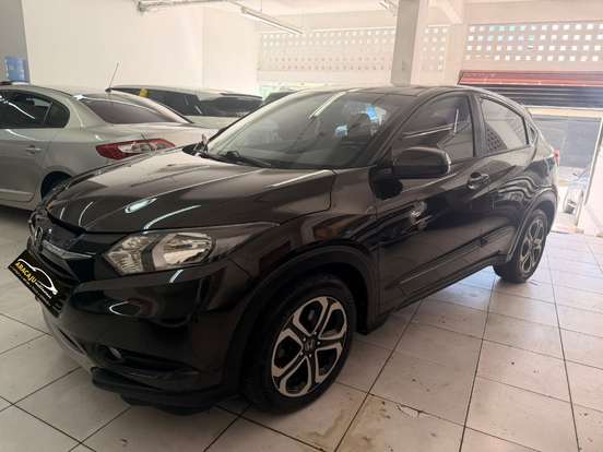 HONDA-HR-V-2015