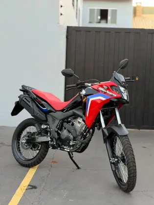 HONDA XRE 300 SAHARA RALLY HONDA XRE 300 SAHARA RALLY