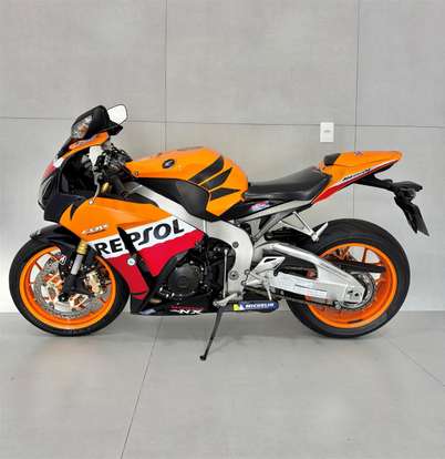 HONDA-CBR 1000RR REPSOL-2013