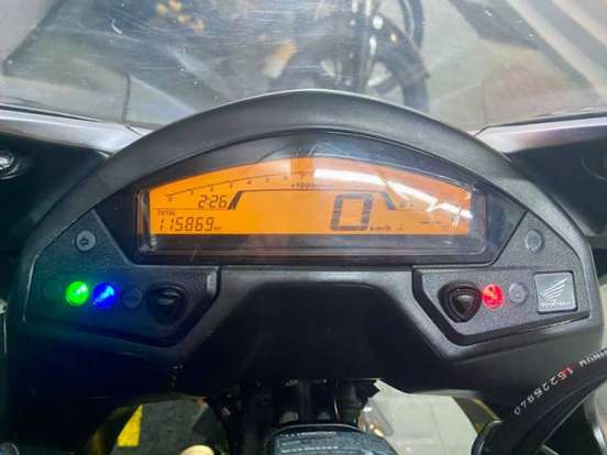 HONDA-CBR 600F HONDA-CBR 600F-2011
