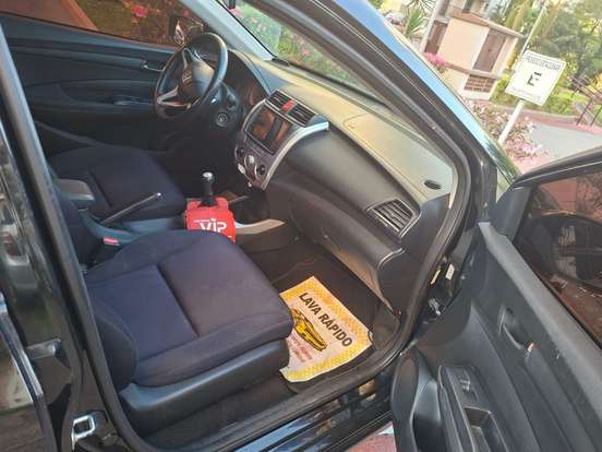 HONDA-CITY-2011