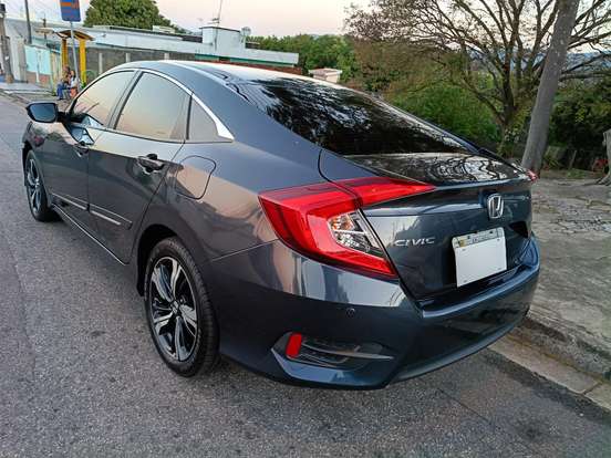 HONDA-CIVIC-2019
