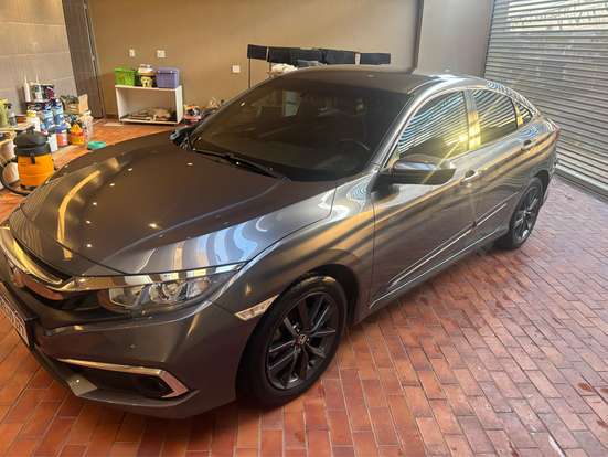 HONDA-CIVIC-2021