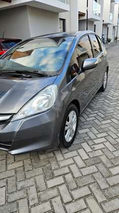 HONDA-FIT-2013