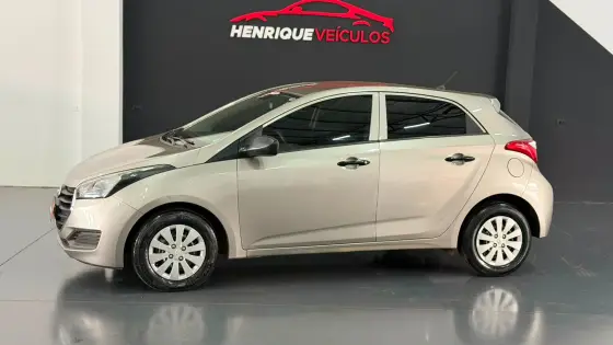 HYUNDAI HB20 1.0 COMFORT 12V FLEX 4P MANUAL