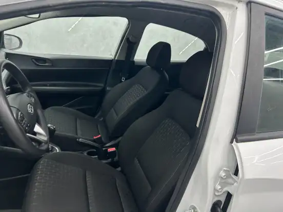 HYUNDAI-HB20-2023
