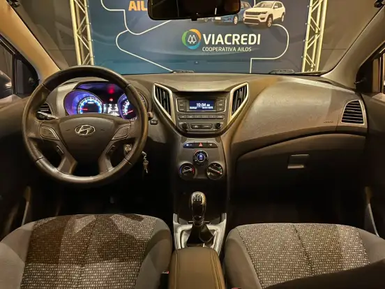 HYUNDAI-HB20-2018